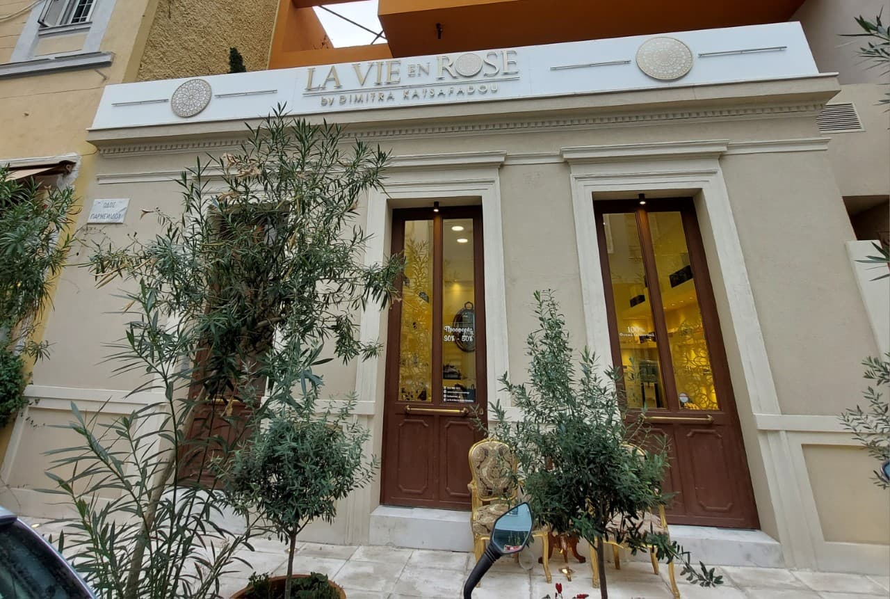 Πλατεία Βαρνάβα - Μετς